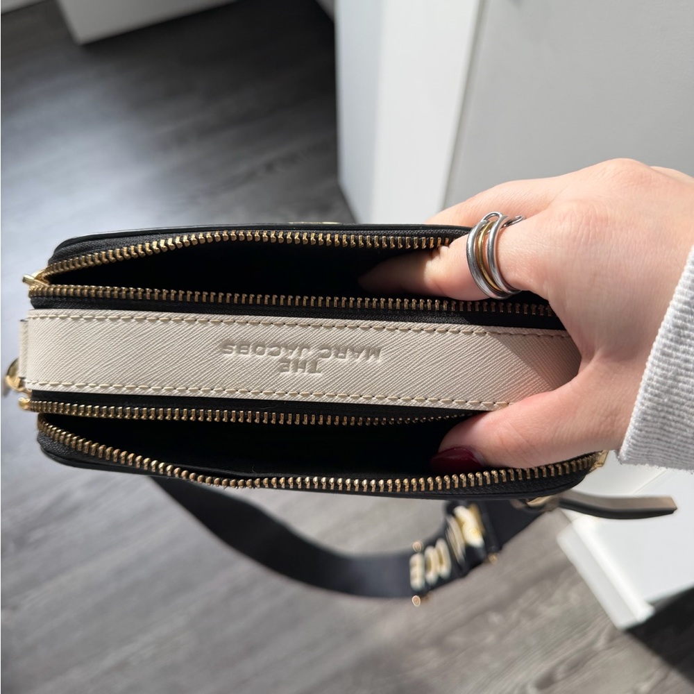 Marc Jacob’s Snapshot bag - Picture 2 of 6